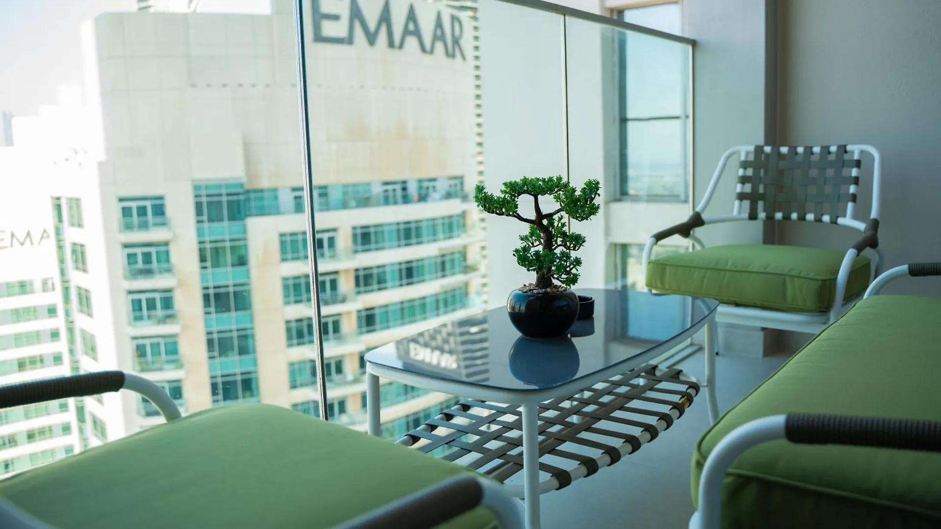 Forte Tower 1 - Modernized Two Bedroom Apartment In Downtown Dubai